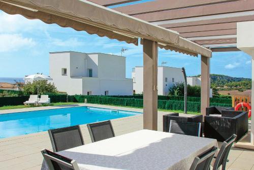 Torre Soli Nou Villa Sleeps 10 Air Con Wifi