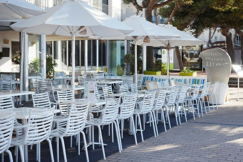 Hotel Llevant