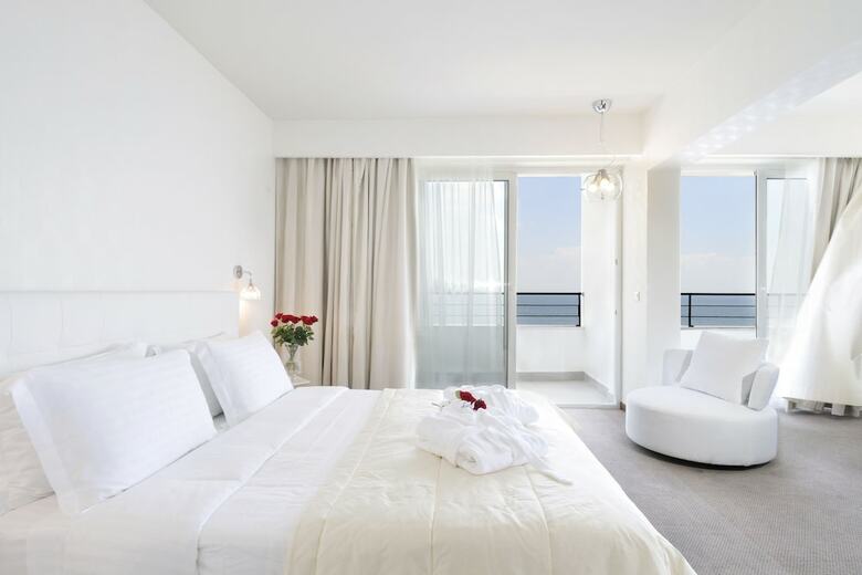 Hotel Lucy