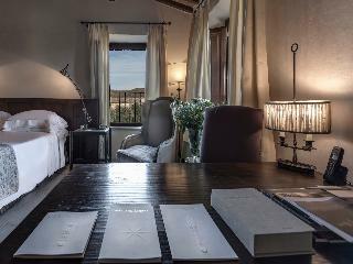 Hotel Castel Monastero