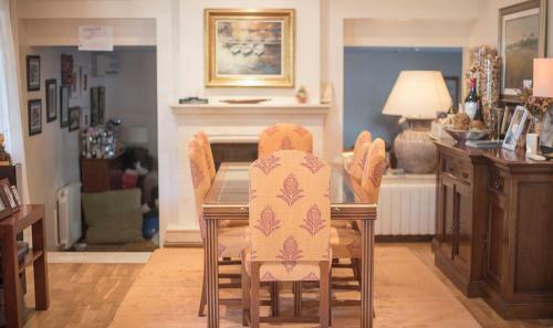 Bages House