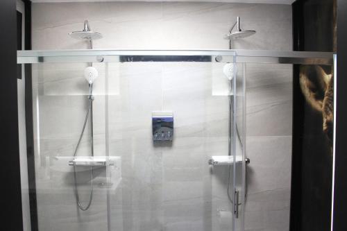 Luxury African Apartment With Pool In Taurito, Mog�n.