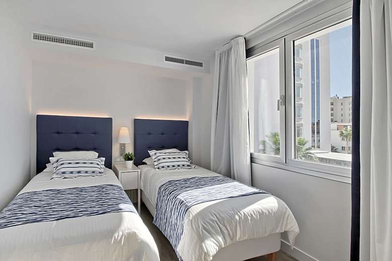 Apartamento Carihuela Suites