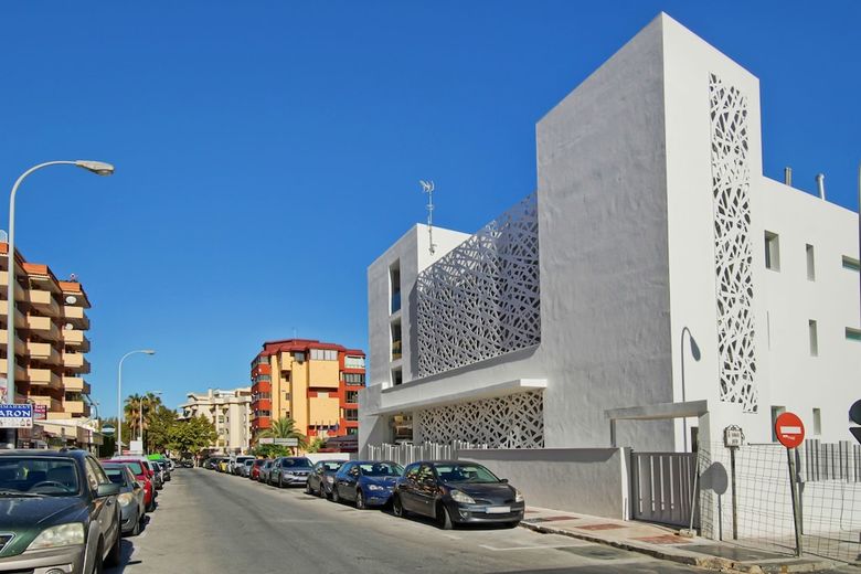 Apartamento Carihuela Suites