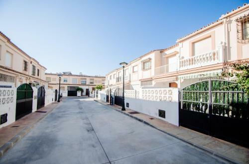 Townhouse On Palacios Rubios