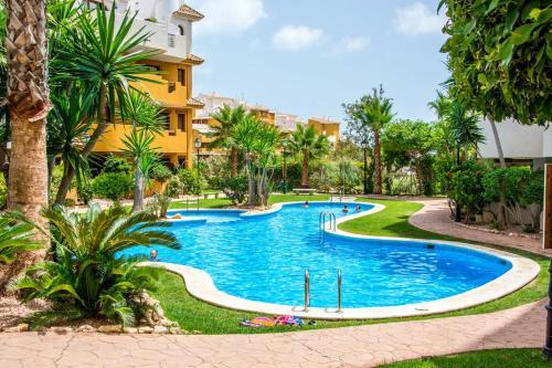 Sunny And Beach Apartment