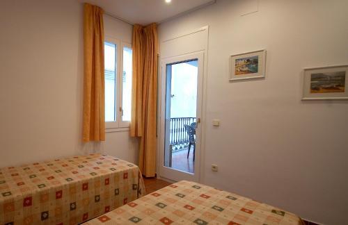 Lets Holidays Big And Centric Apartment