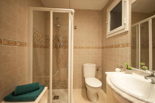 Lets Holidays Terrace Apartment