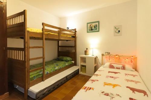 Lets Holidays Gabarra Apartment