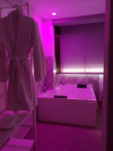 Hostal Rooms Suites Beach