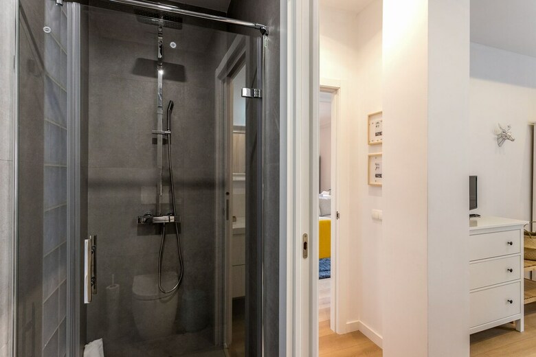 Apartup Palace House