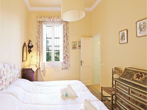 Thirteen-bedroom Holiday Home In Vilanova Del Valles