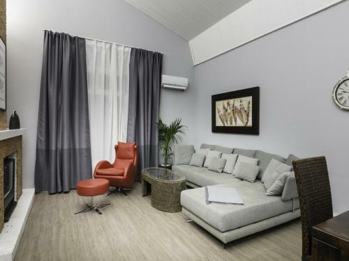 Excelsior Villa With Private Pool For 12 In Valsequillo