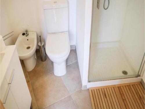 Two-bedroom Holiday Home In Velez-malaga