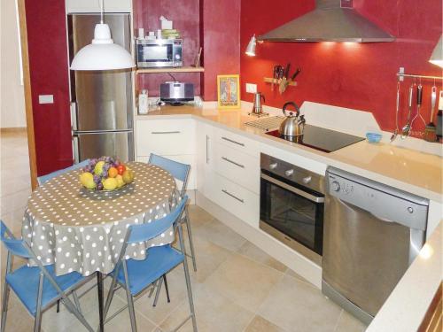 Two-bedroom Holiday Home In Velez-malaga