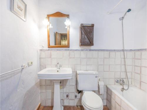 Three-bedroom Holiday Home In Zahara de La Sierra