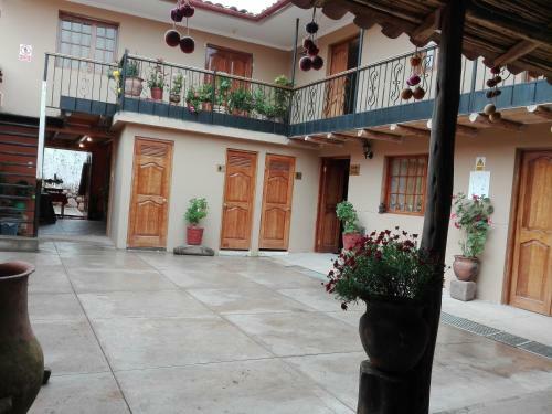 Bed & Breakfast Munay Tika Family House
