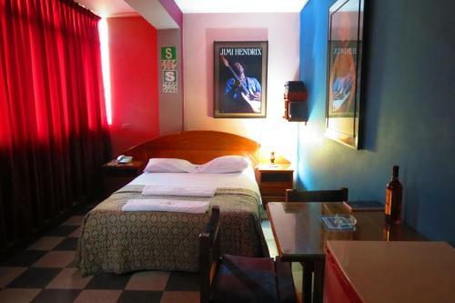 Hotel Tours