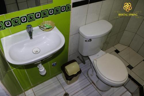Hostal Spring II