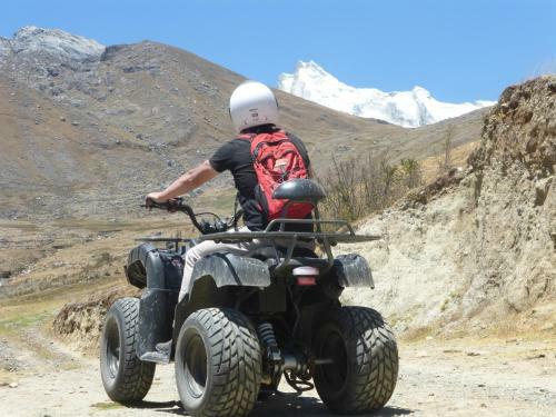 Vacahouse Huaraz B&B