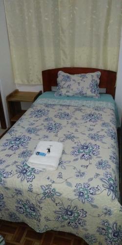 Hostal Bach�g