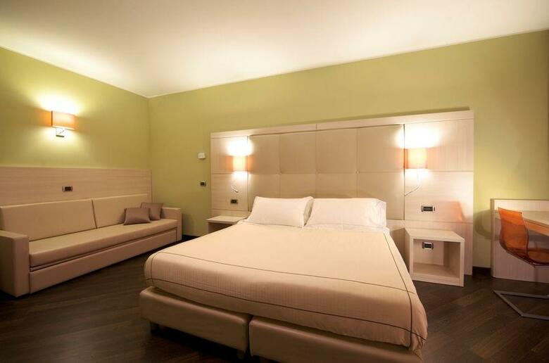 Hotel Acca Palace