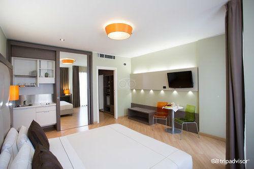 Hotel Acca Palace