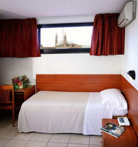Hotel Eden