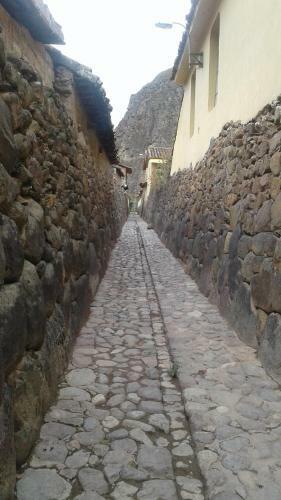 Albergue Rostros Del Valley Ollantaytambo B&B
