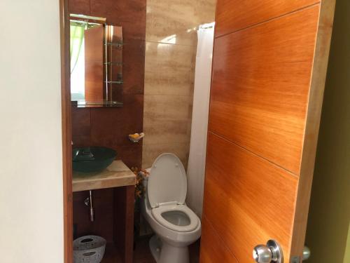 Hostal Habitaci�n Moderna Campestre Con Piscina