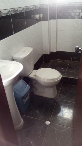 Hostal Intiwatana Inn