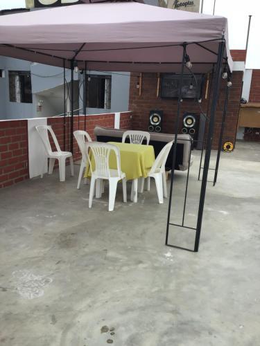 Hostal Hospedaje Playa Pulpos