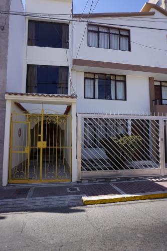 Hostal Residencial Mamamia