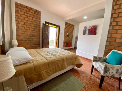 Hostal Mi Querencia