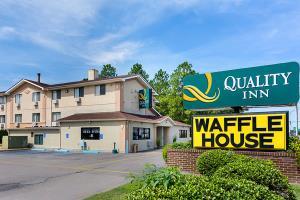 Hotel Super 8 Chesapeake Greenbrier