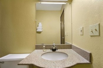 Hotel Super 8 Huntsville Alabama