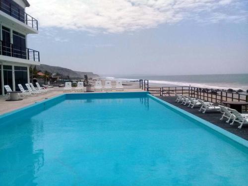Hotel Per� Hosting - Punta Sal