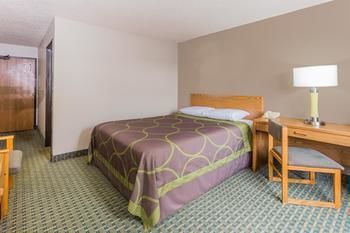 Hotel Super 8 St. Charles