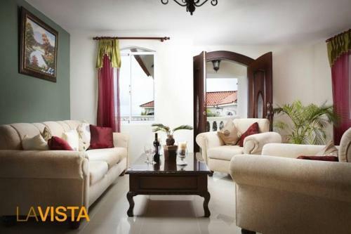 La Vista Villa