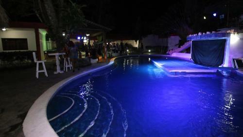 Hotel Oasis Adult Resort Pop