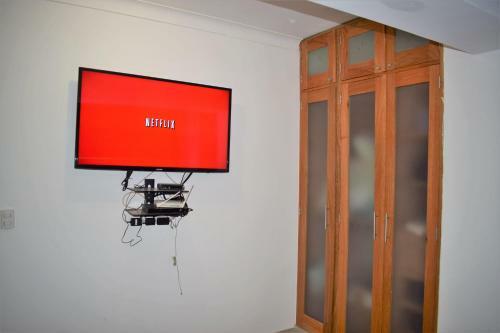 City Center Full Service Luxury Apartment ?????