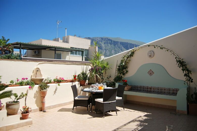 Bed & Breakfast Casa Manzella