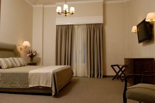 Lafayette Hotel