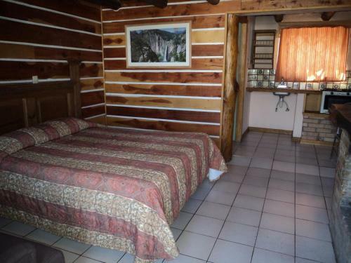 Lodge Caba�as Montebello Inn