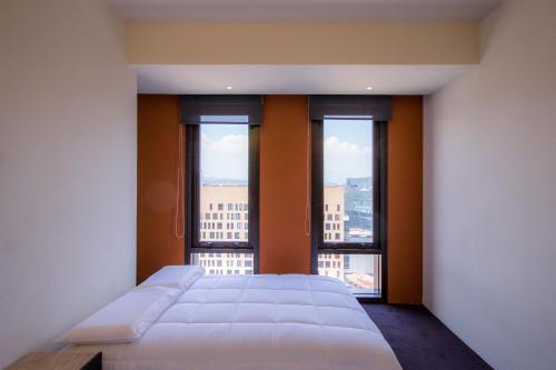 Apartamento Miyana Condos 2