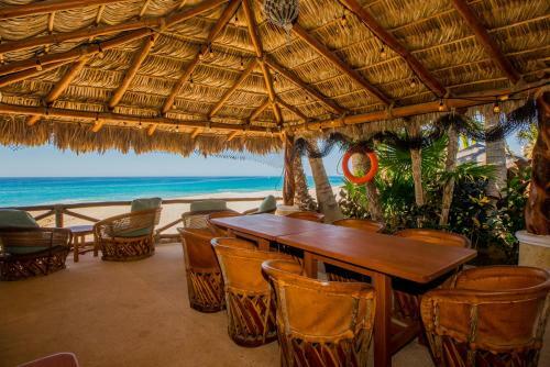 Villa Las Rocas