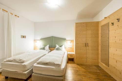 Hotel Tyrolia Garni
