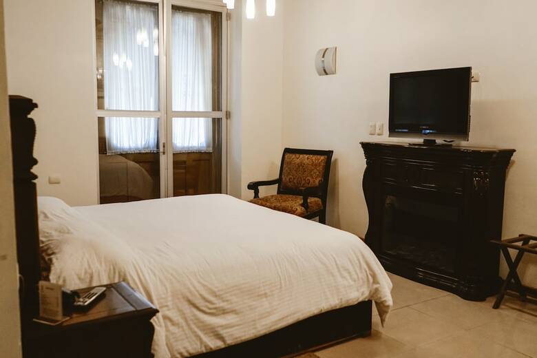 Hotel Puebla De Anta�o