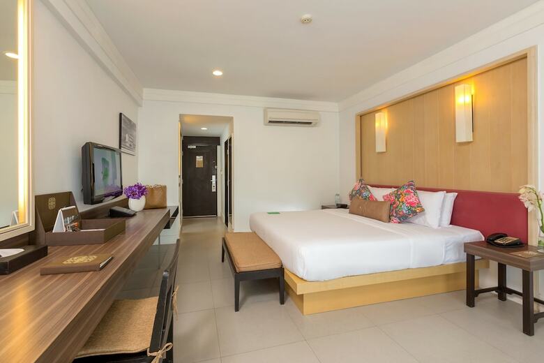 Hotel Sawaddi Patong Resort (deluxe)