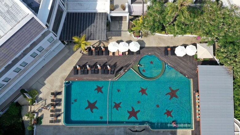 Hotel Sawaddi Patong Resort (deluxe)